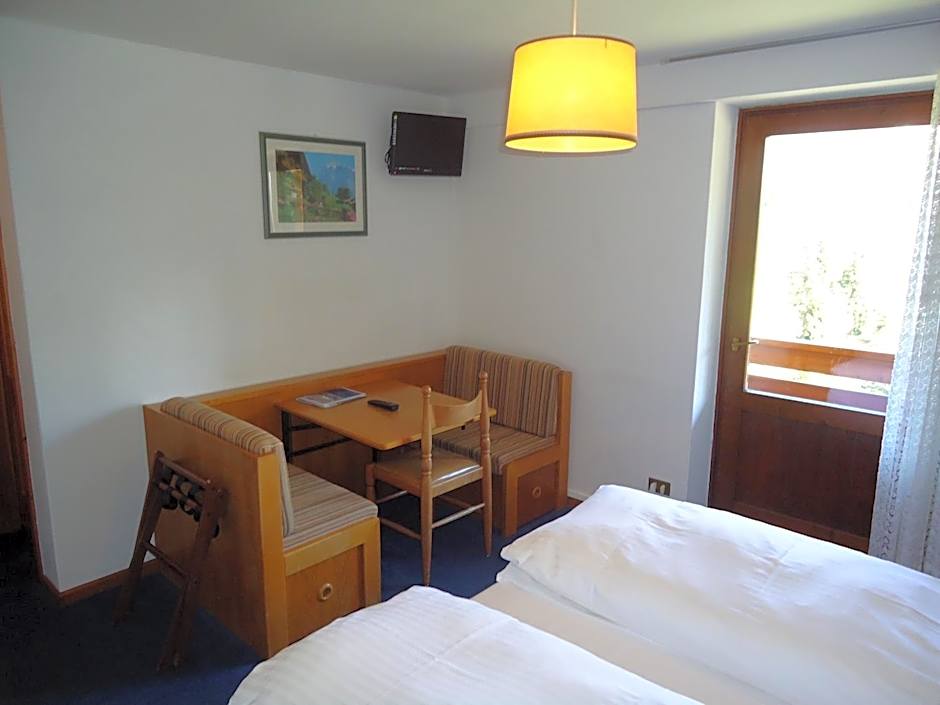 Hotel Pensione Dolomiti