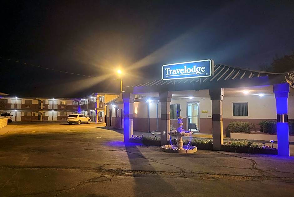 Travelodge by Wyndham Memphis