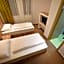 Hotel Argument