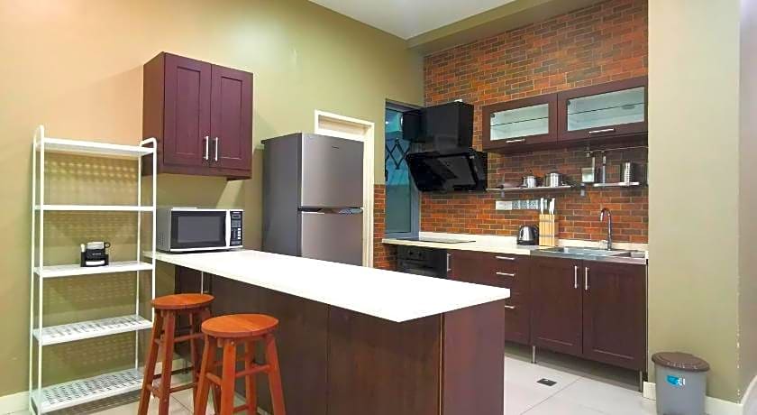 Sunset Seaview Vacation Condo City Centre @ IMAGO Shopping Mall