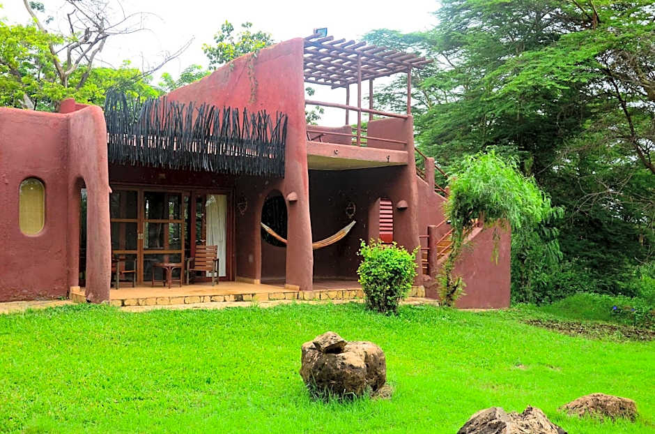 Amboseli Serena Safari Lodge