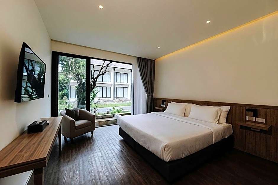 Shanti-Retreat Hotel
