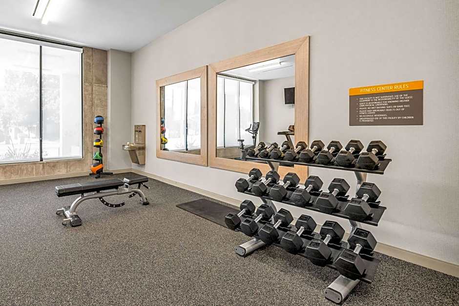 La Quinta Inn & Suites by Wyndham San Jose Silicon Valley