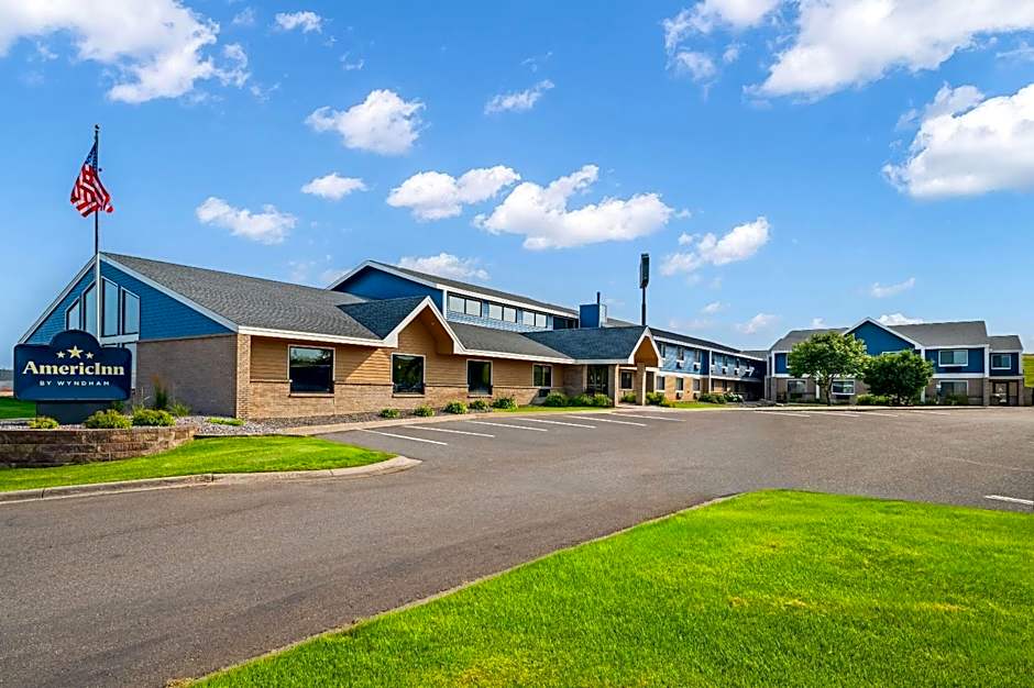 AmericInn by Wyndham Sauk Centre