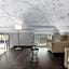Q71 TIMELESS SUITES
