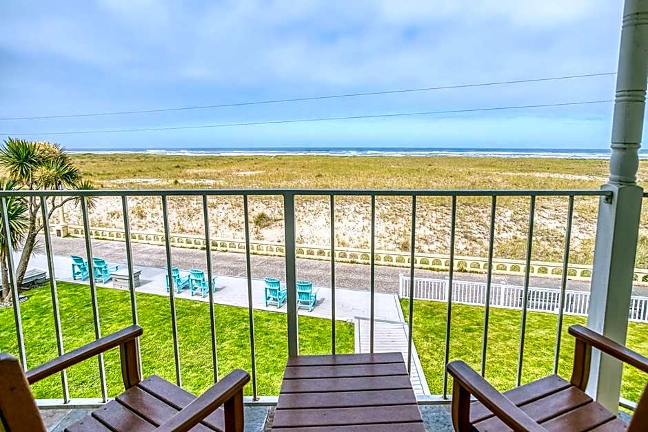 Inn of the Four Winds Seaside Oceanfront