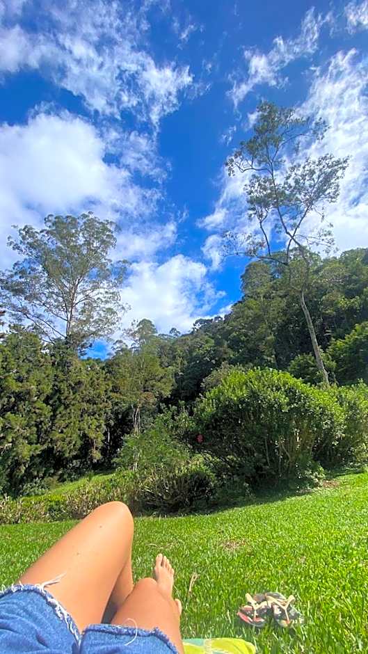Linda casa em Mury,com riacho e lareira
