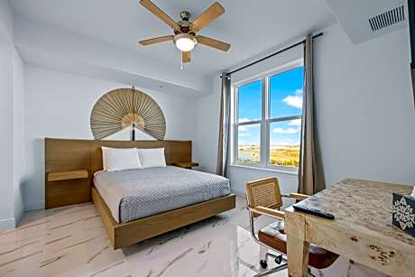 Apartment with View and Balcony