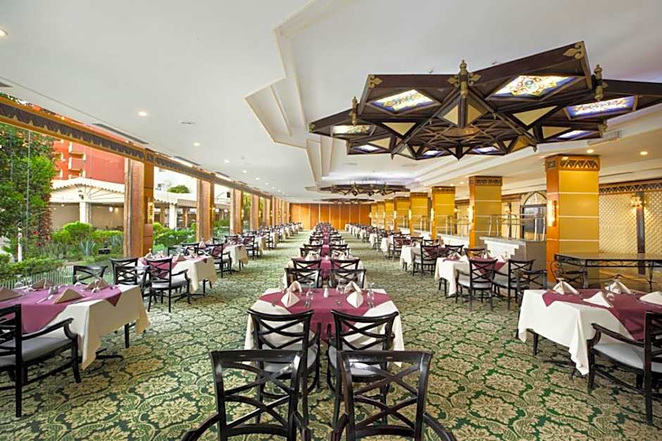 Pyramisa Luxor Hotel and Suites