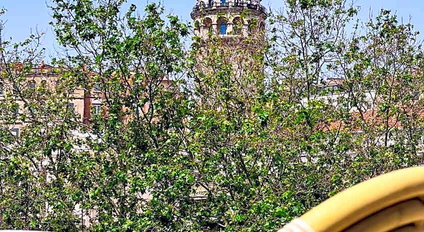 Triada Hotel Karakoy