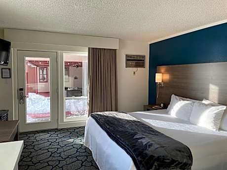 King Room with Lake View