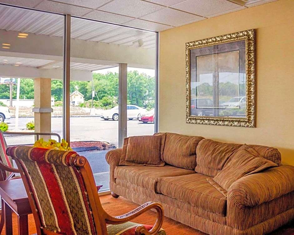 Quality Inn Waterbury East