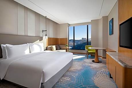 1 King Bed High Floor Non Smoking