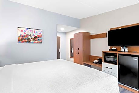 King Room with Walk-In Shower  - Disability Access/Non-Smoking