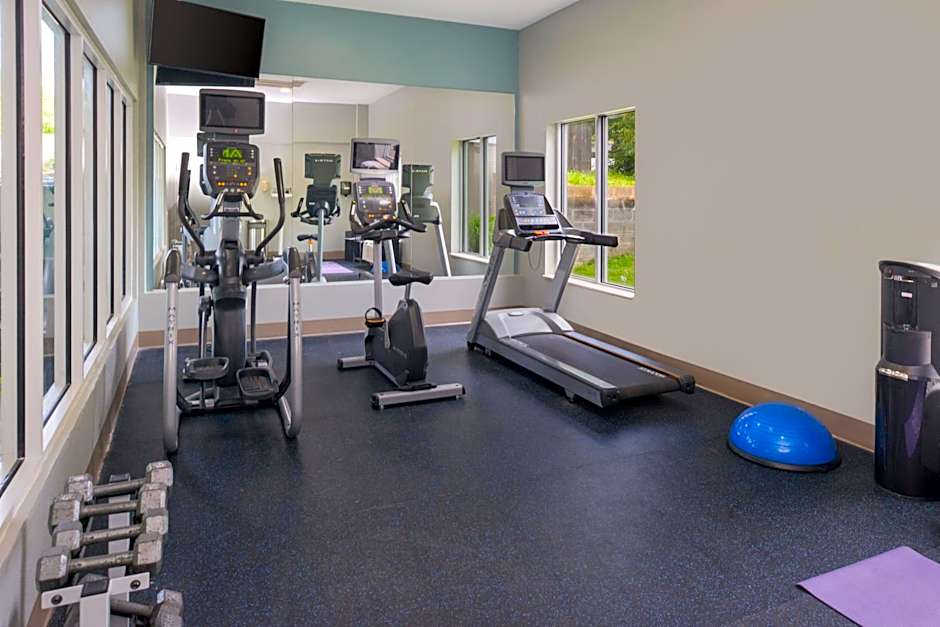 Holiday Inn Express & Suites Chattanooga (East Ridge) By IHG
