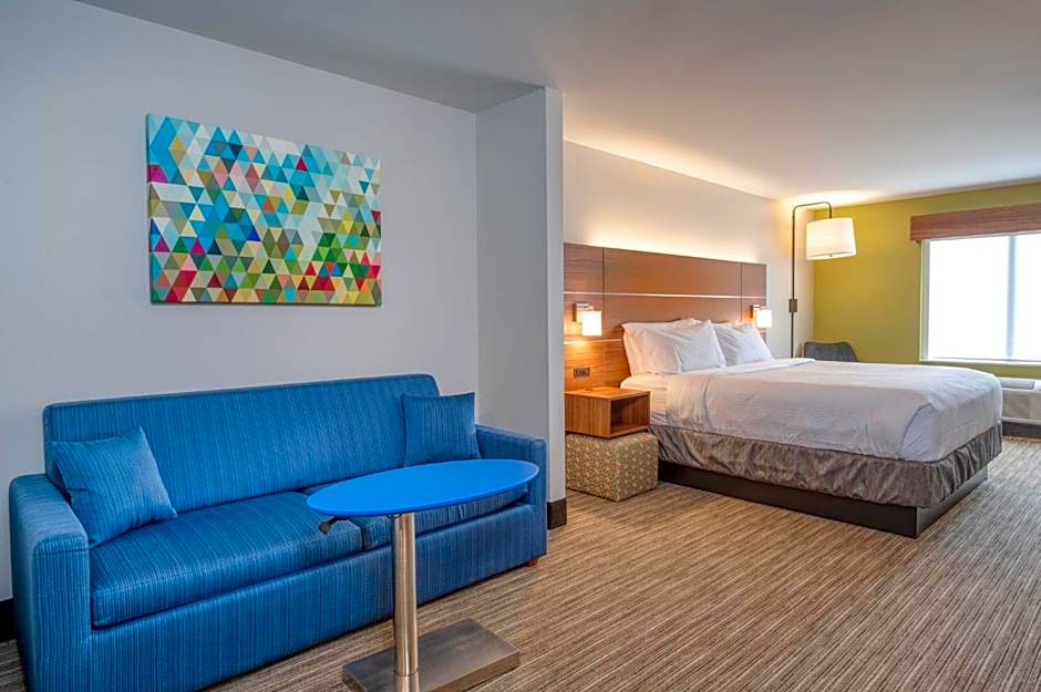 Holiday Inn Express Hotel & Suites Thornburg-S. Fredericksburg By IHG