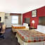 Travelodge by Wyndham Romulus Detroit Airport