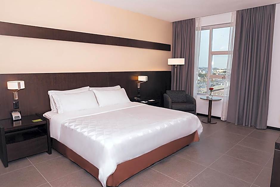 Holiday Inn Guayaquil Airport By IHG