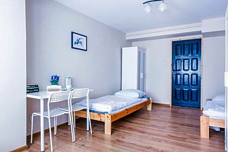 Basic Triple Room