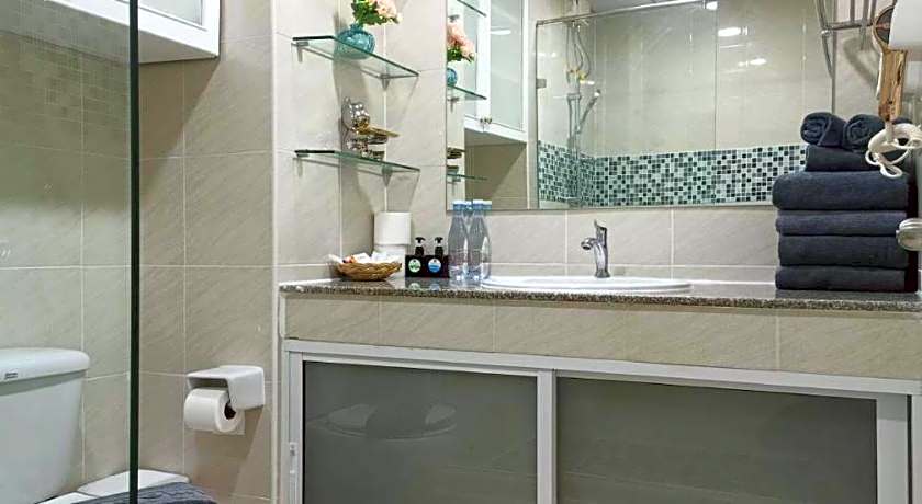 View Talay 6 Pattaya Beach Condominium by Honey