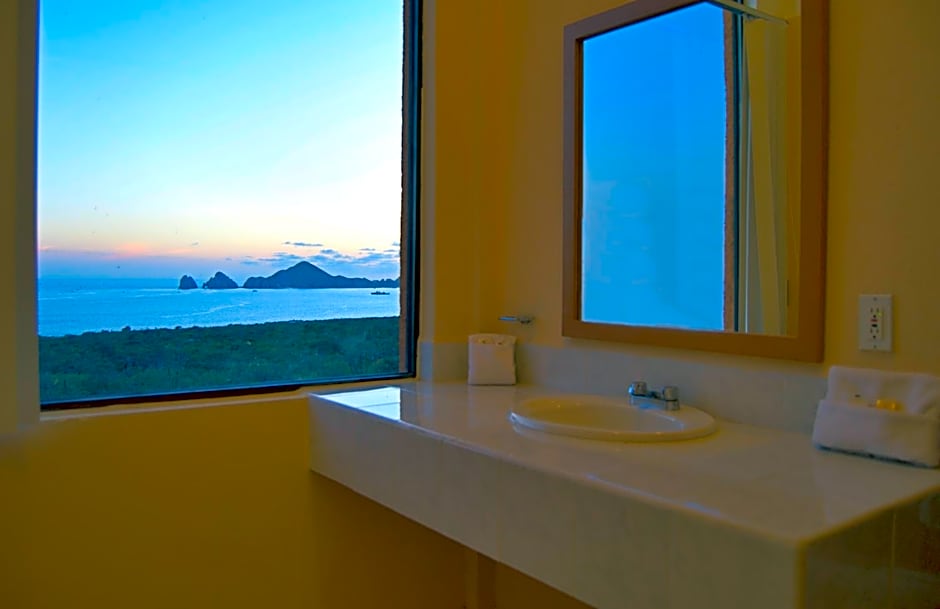 Sunrock Hotel & Suites