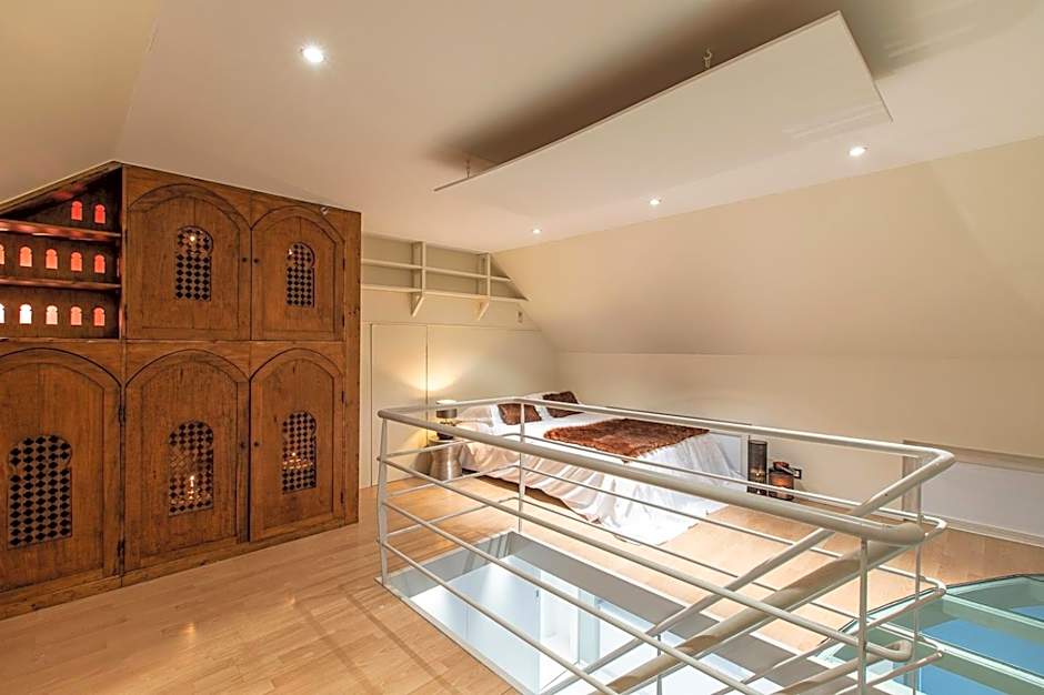 Maison Noppius - Love Hotel