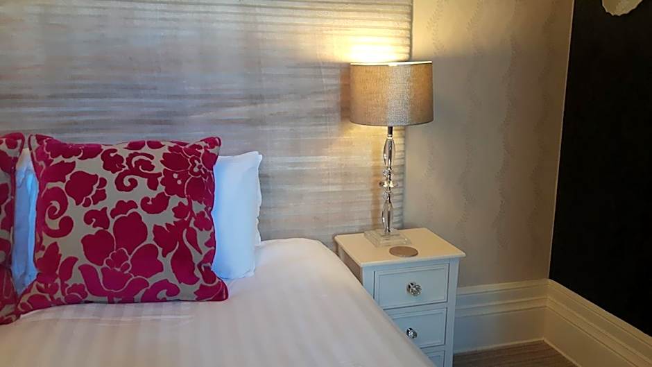 The Ambassador Townhouse