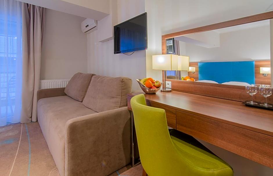 HolidayHomePL Aparthotel z balkonem przy plaży