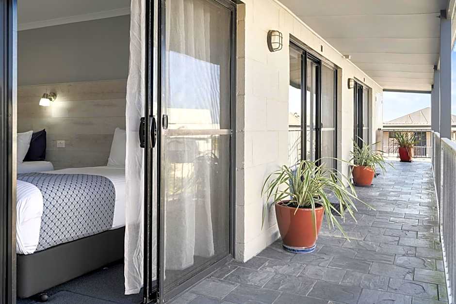 Apollo Bay Waterfront Motor Inn