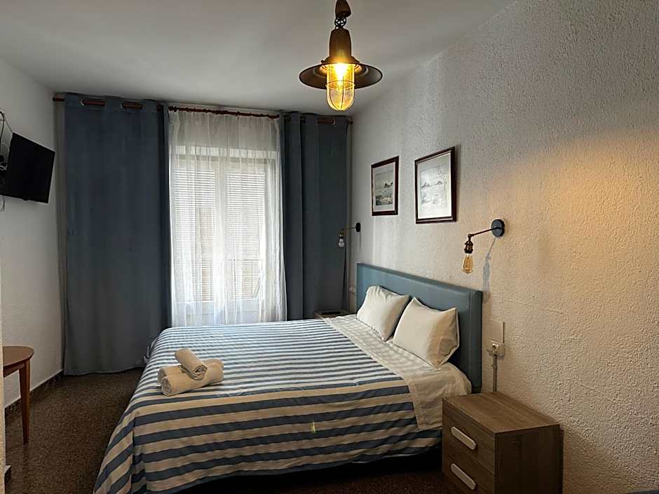 P&R hostals Maria Rosa