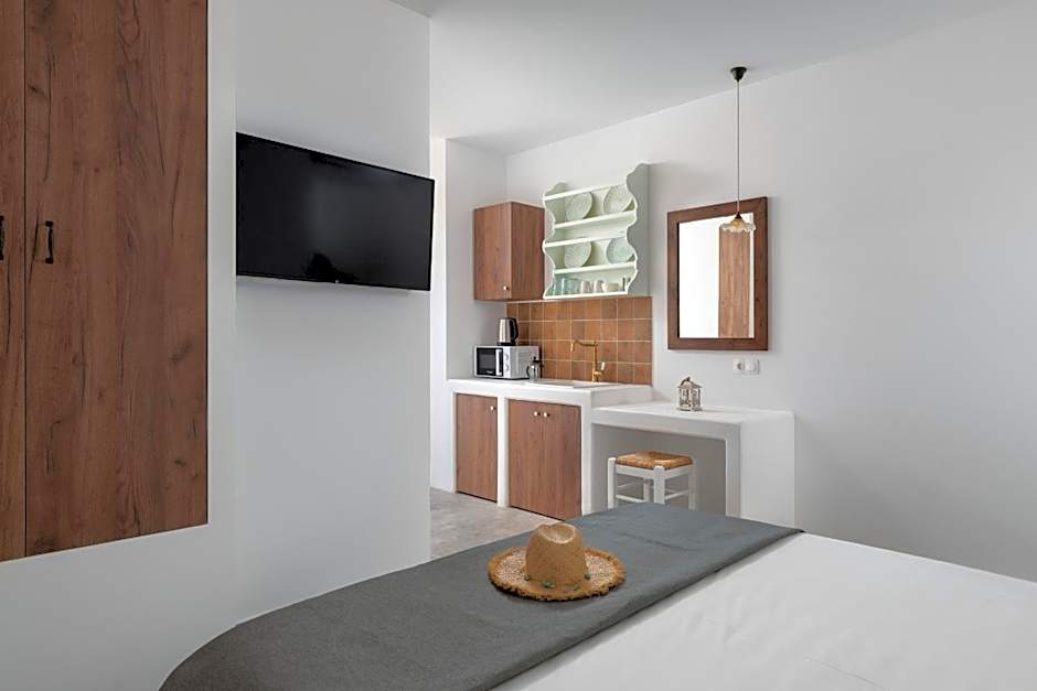 Stegna Akti Luxury Suites