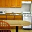 Oaktree Inn & Suites Oklahoma