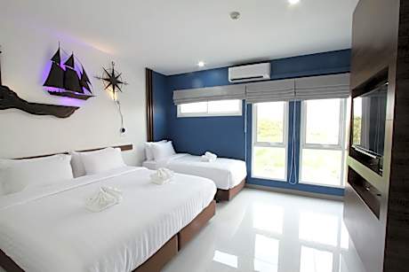 Family (1 Double Bed + 1 Single Bed)