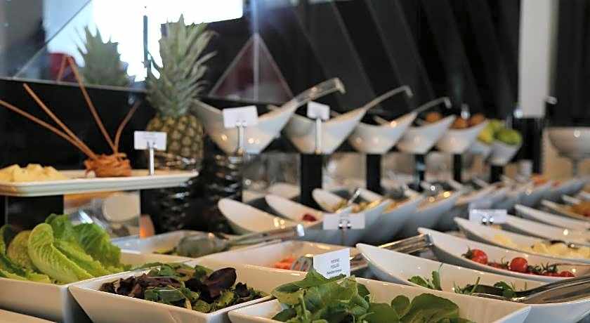 Ramada Hotel & Suites Istanbul Sisli