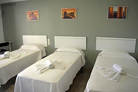 Triple Room with Private Bathroom