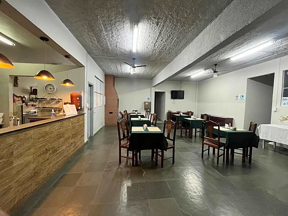 Vitor Moreira pousada campo verde ltda