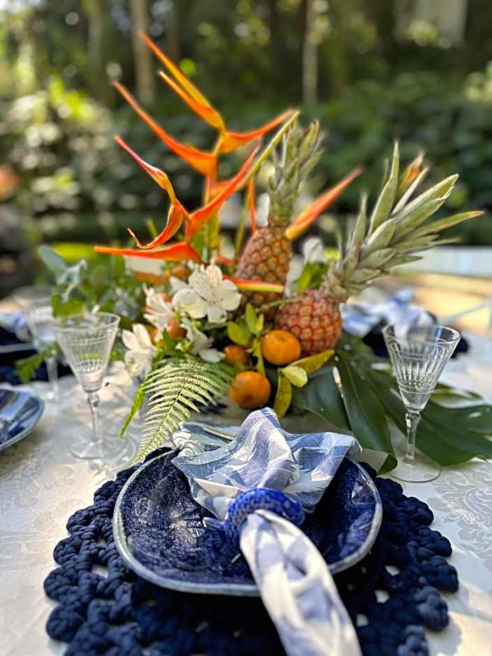 Exclusive Oásis by Lotta De Macedo Soares