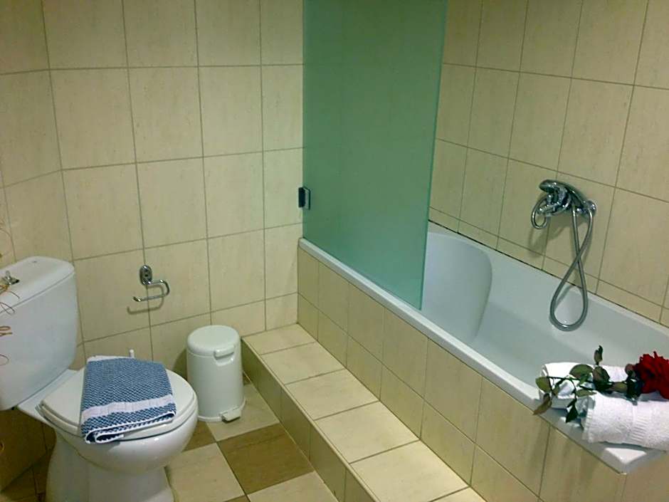 Eurohotel Katrin Suites