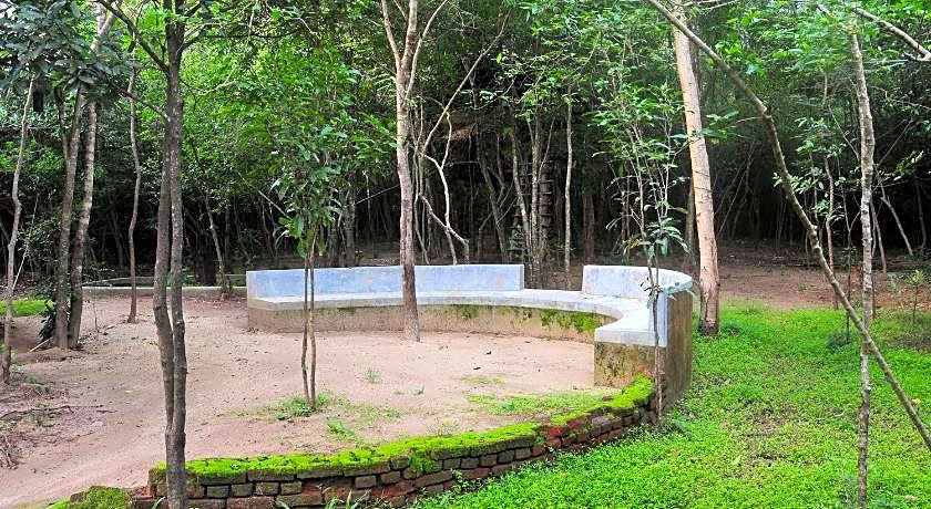 Back of Beyond Pidurangala