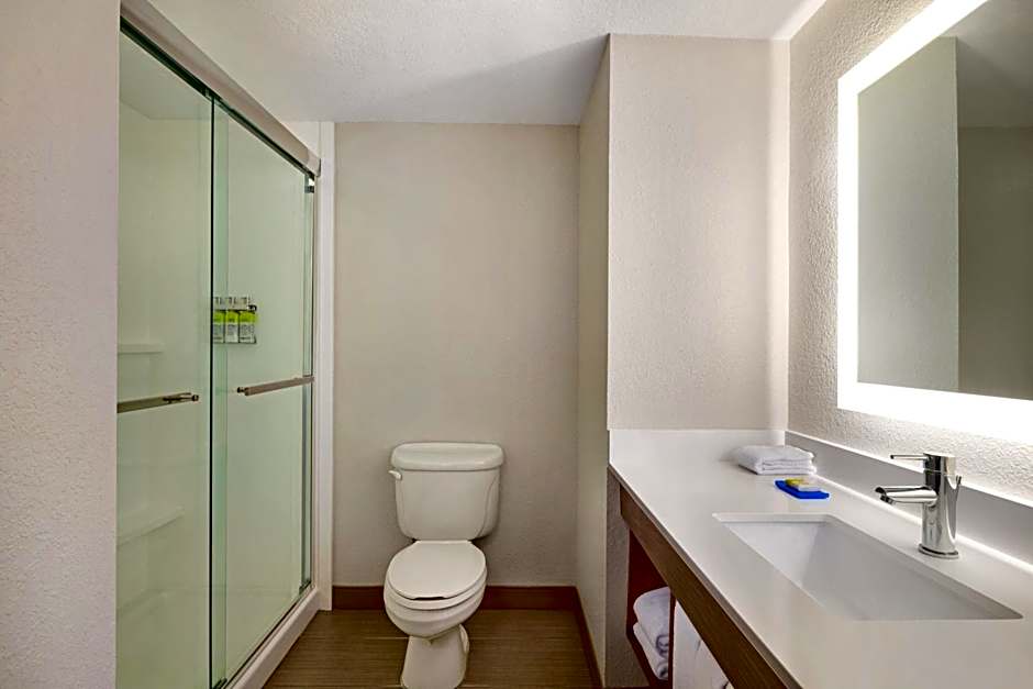 Holiday Inn Express Hotel & Suites Pembroke Pines Sheridan Street By IHG