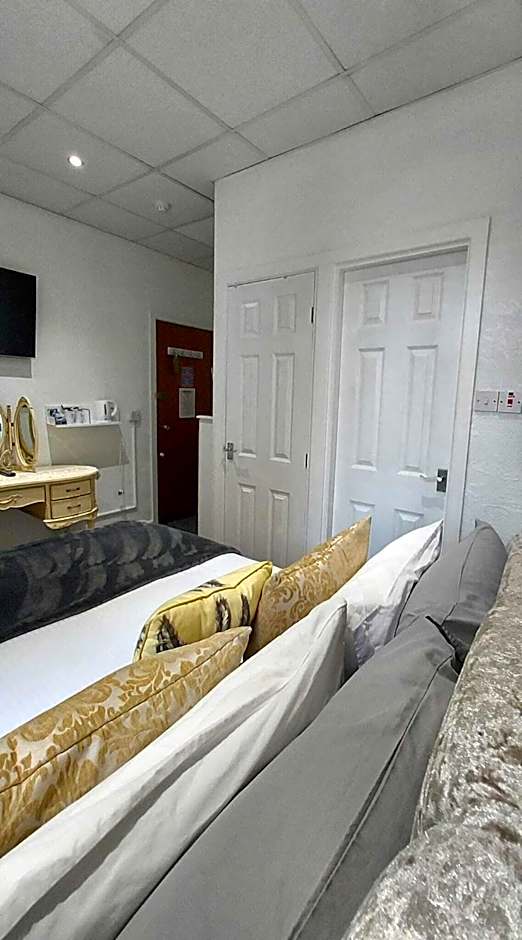 Rock Dene Hotel