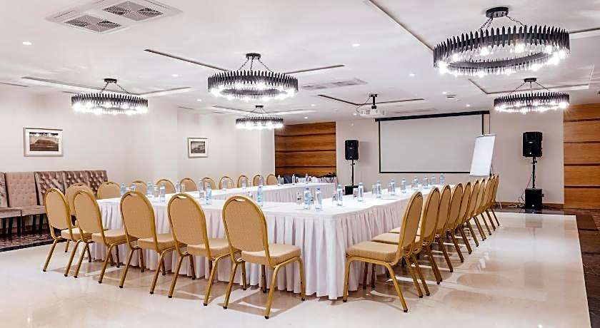 Ramada by Wyndham Astana