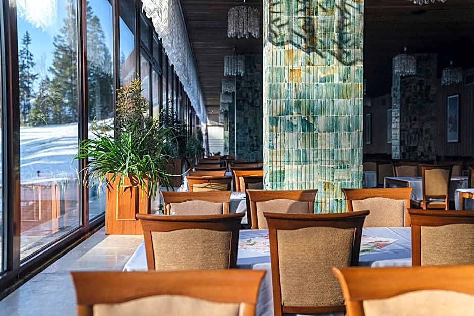 Zespół Tatry - Hotel Tatry i Budynek Turystyczny