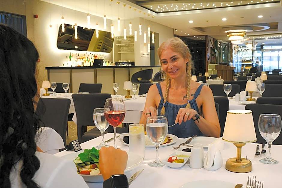 ARMİS HOTEL