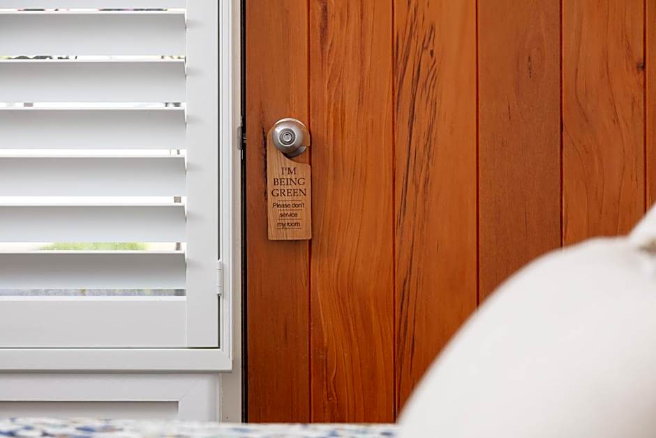 Ocean Beach Motor Lodge