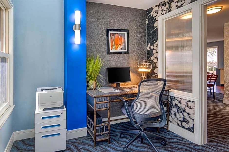 SureStay Plus Hotel by Best Western Mountain View