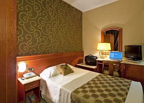 Classic Single Room