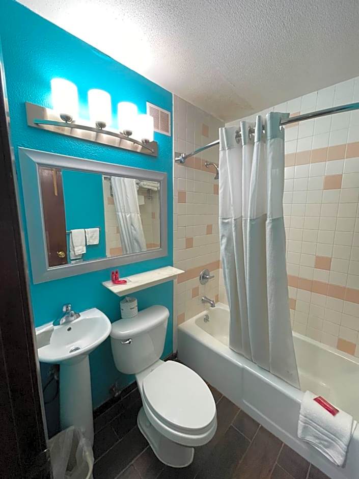 Baymont by Wyndham Bellevue - Omaha