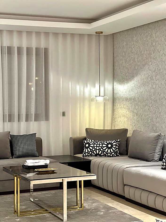 Marvelous Center Spot - 3 Bedrooms