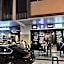 REVO at AURORA PLACE, Pavilion 2, 5 Minutes To AXIATA ARENA BUKIT JALIL FREE WIFI by De Harlequins Guesthouse